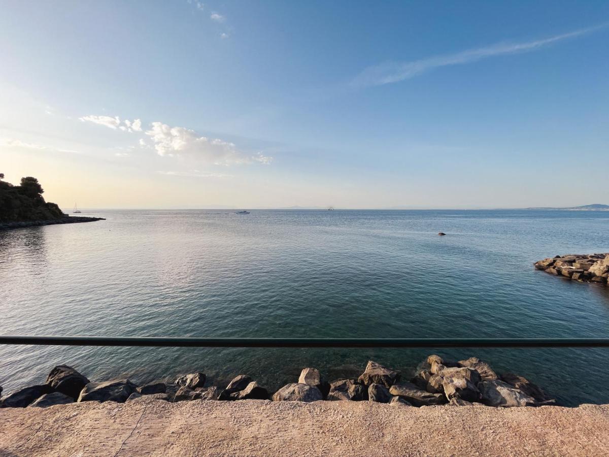 Nelinda Waterfront Accommodation Casamicciola Terme Luaran gambar