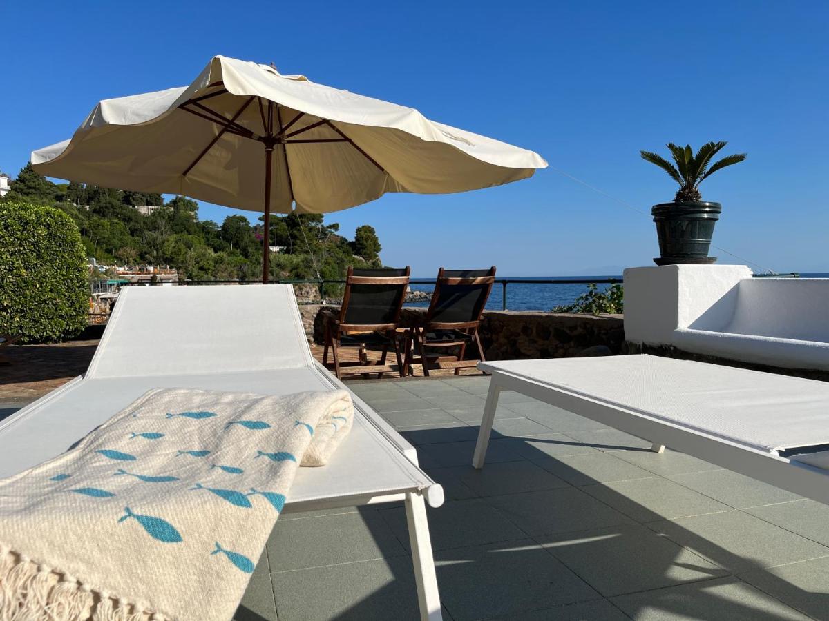 Nelinda Waterfront Accommodation Casamicciola Terme Luaran gambar